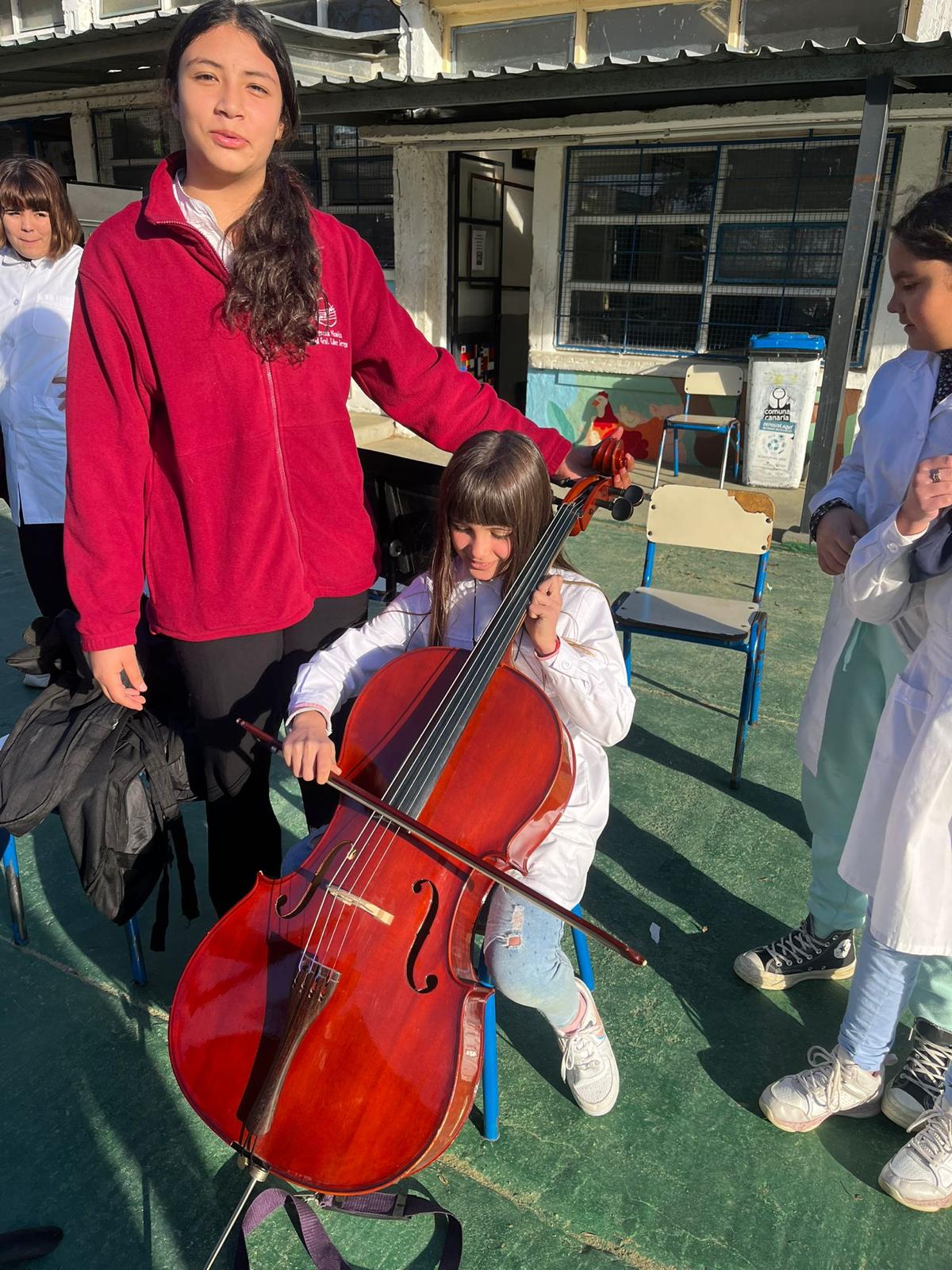 RECORRIDA POR LOS CENTROS EDUCATIVOS DE LA CIUDAD DEL PROGRAMA 