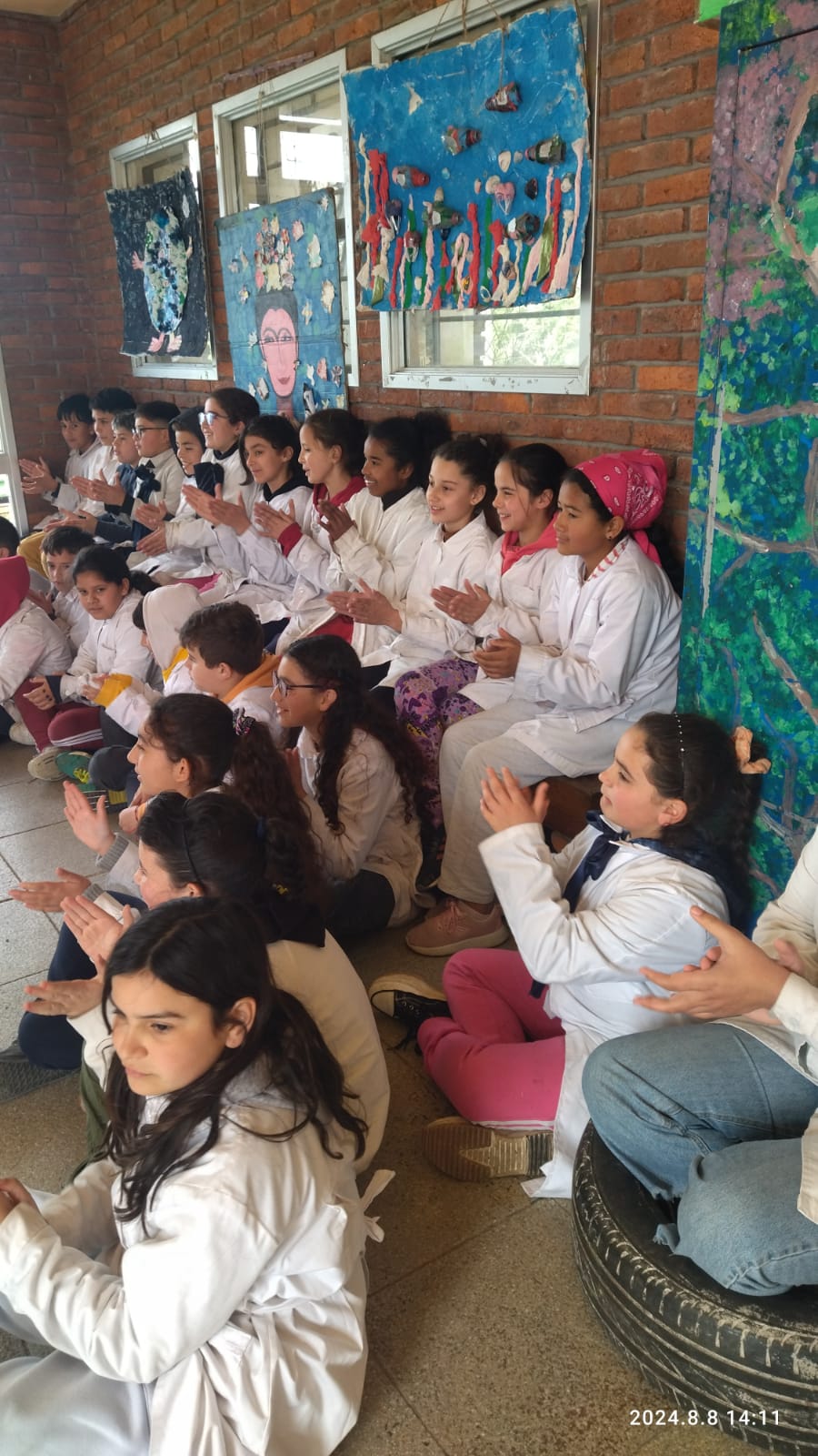 MUESTRA DEL TALLER DE TEATRO EN LA ESCUELA N° 47, EN EL MARCO DEL MES DE LA NIÑEZ.