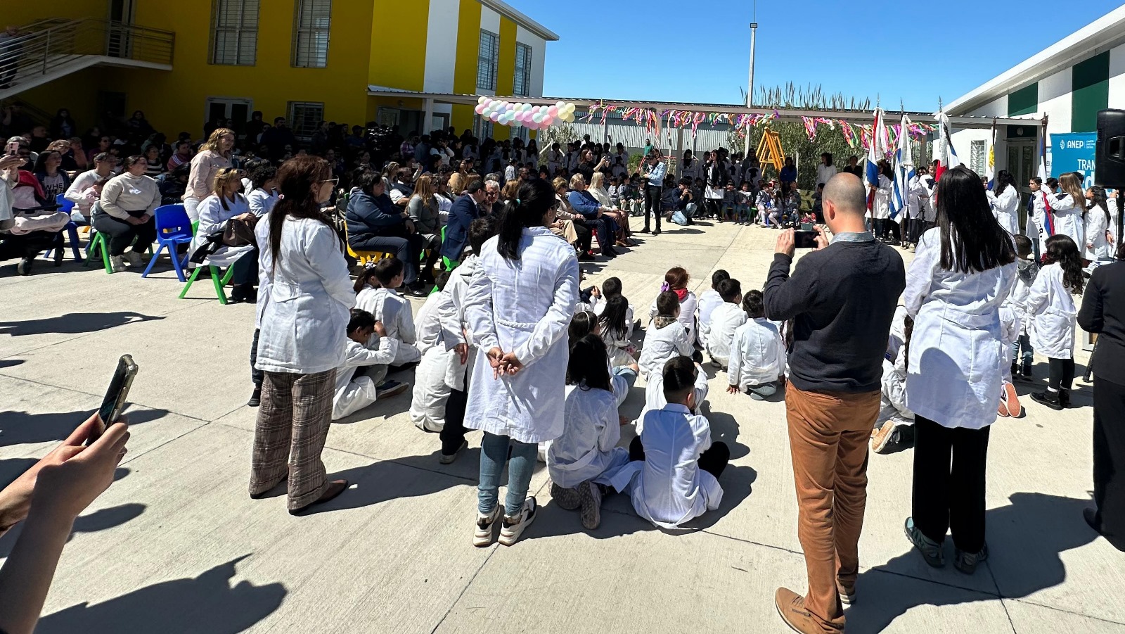 INAUGURACIÓN DE LA ESCUELA DE TIEMPO COMPLETO N°319.