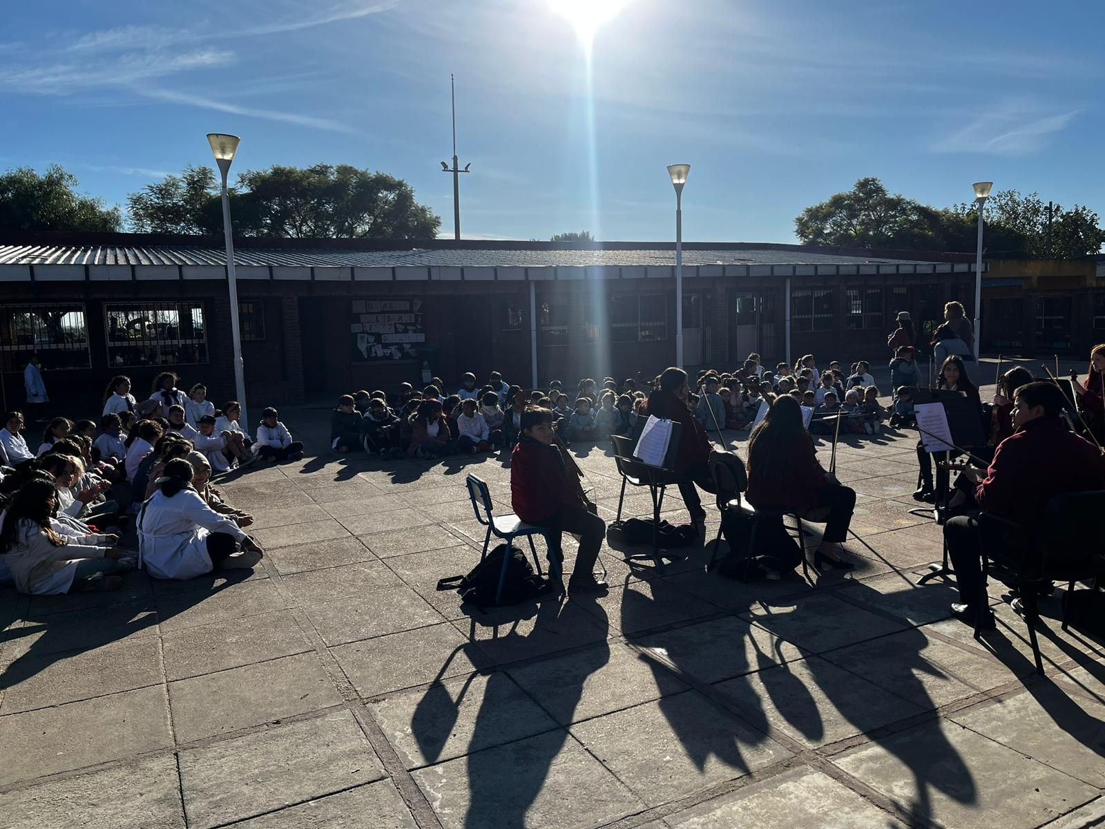 RECORRIDA POR LOS CENTROS EDUCATIVOS DE LA CIUDAD DEL PROGRAMA 