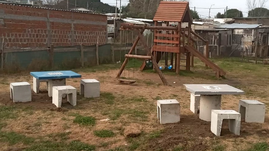 ACONDICIONAMIENTO DE ESPACIO PÚBLICO EN BARRIO NUEVO DE COLONIA NICOLICH.