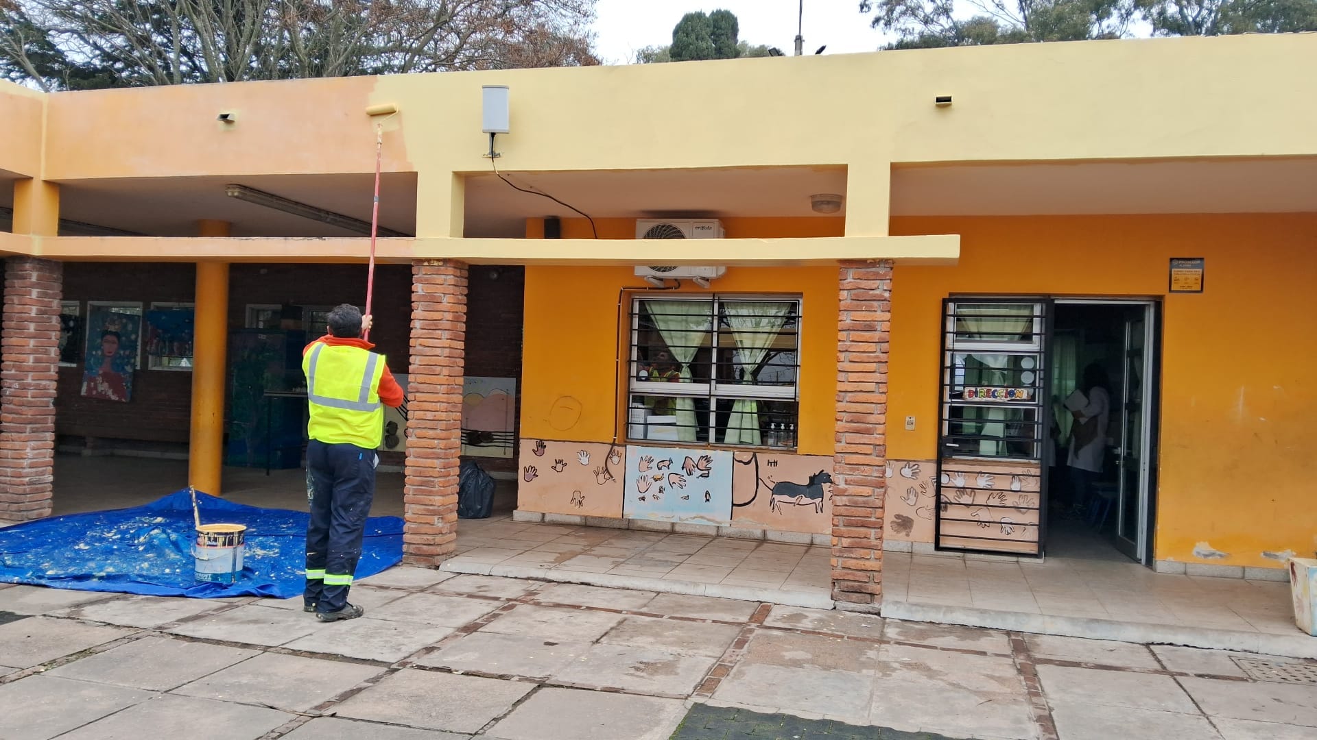 MANTENIMIENTO EN LAS ESCUELAS N°58 DE AEROPARQUE Y N°47 DE VILLA EL TATO (CIUDAD GRAL. LIBER SEREGNI).