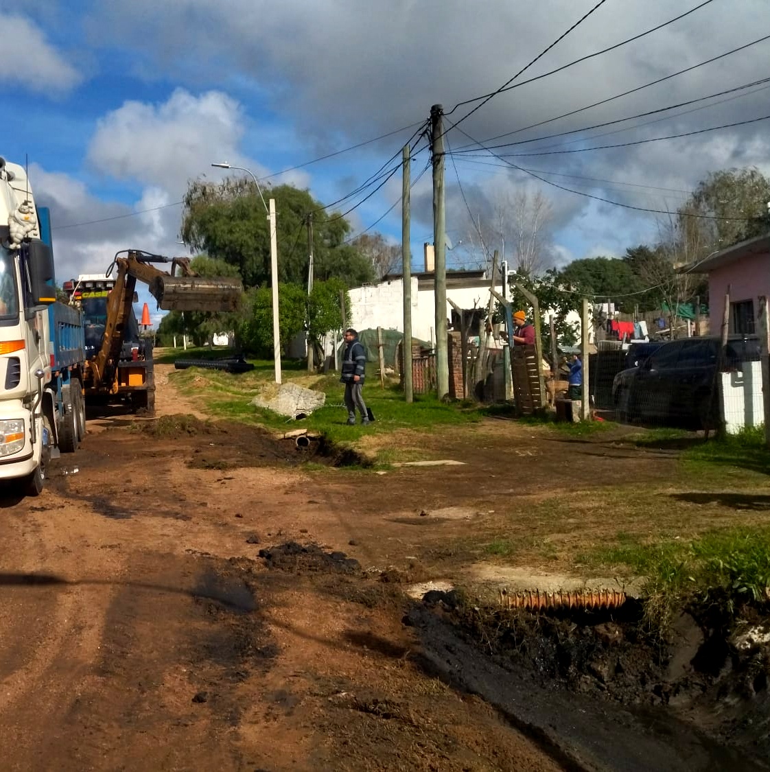 Trabajos de Drenaje Pluvial en Barrios de la Ciudad Gral. Liber Seregni.