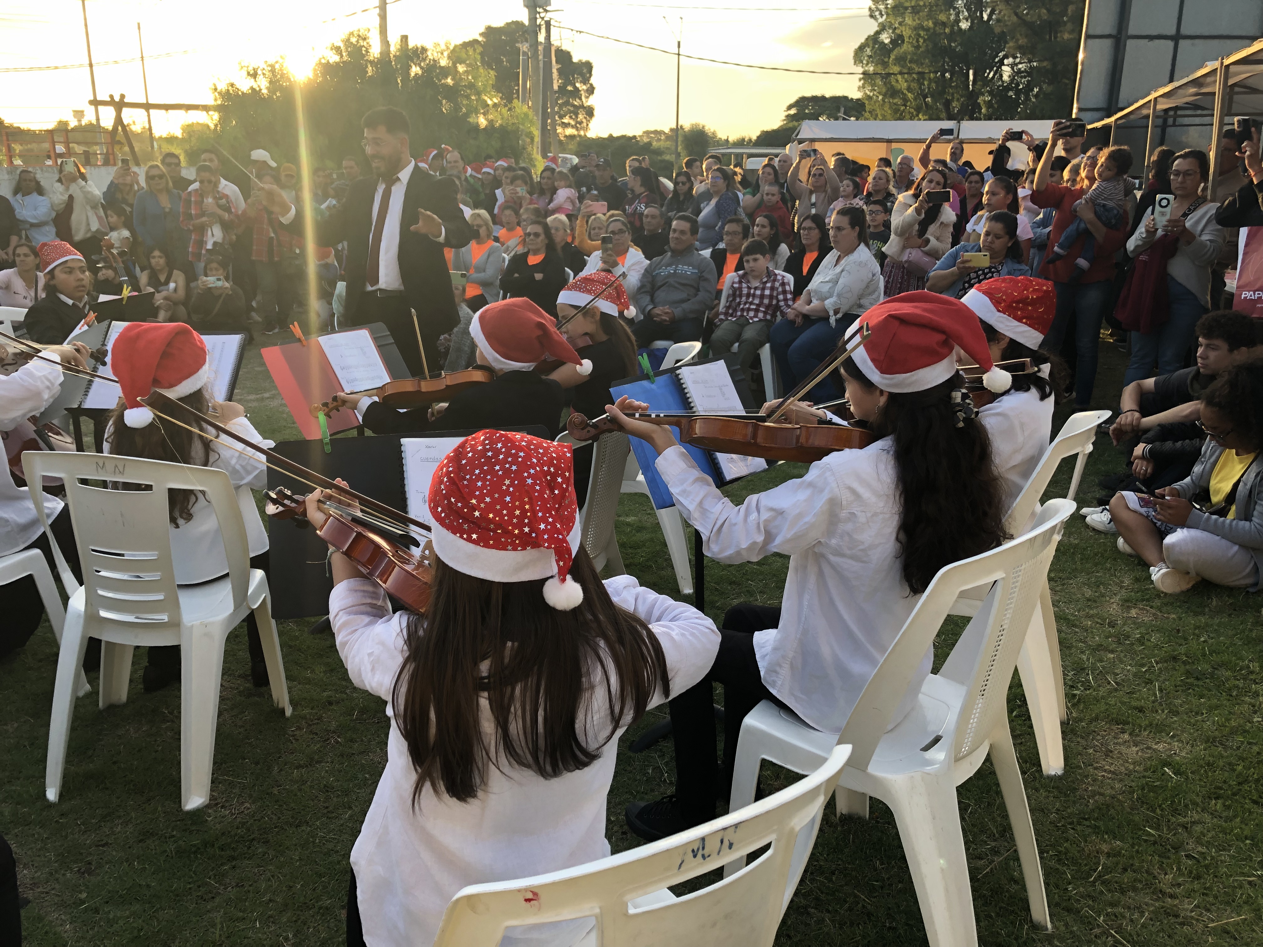 CIERRE DE TALLERES CULTURALES EN EL MUNICIPIO NICOLICH - CIUDAD GRAL. LIBER SEREGNI.