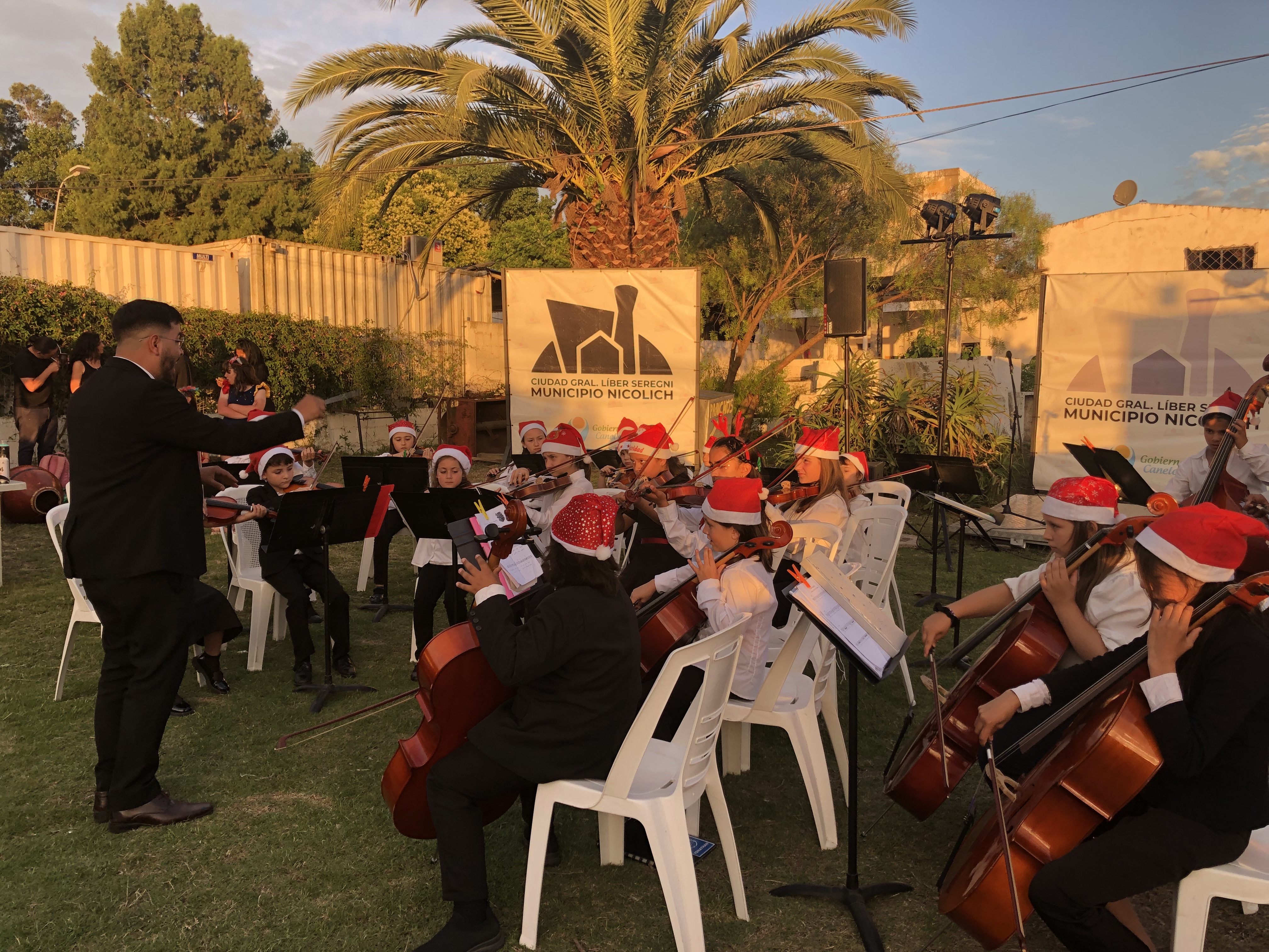 CIERRE DE TALLERES CULTURALES EN EL MUNICIPIO NICOLICH - CIUDAD GRAL. LIBER SEREGNI.