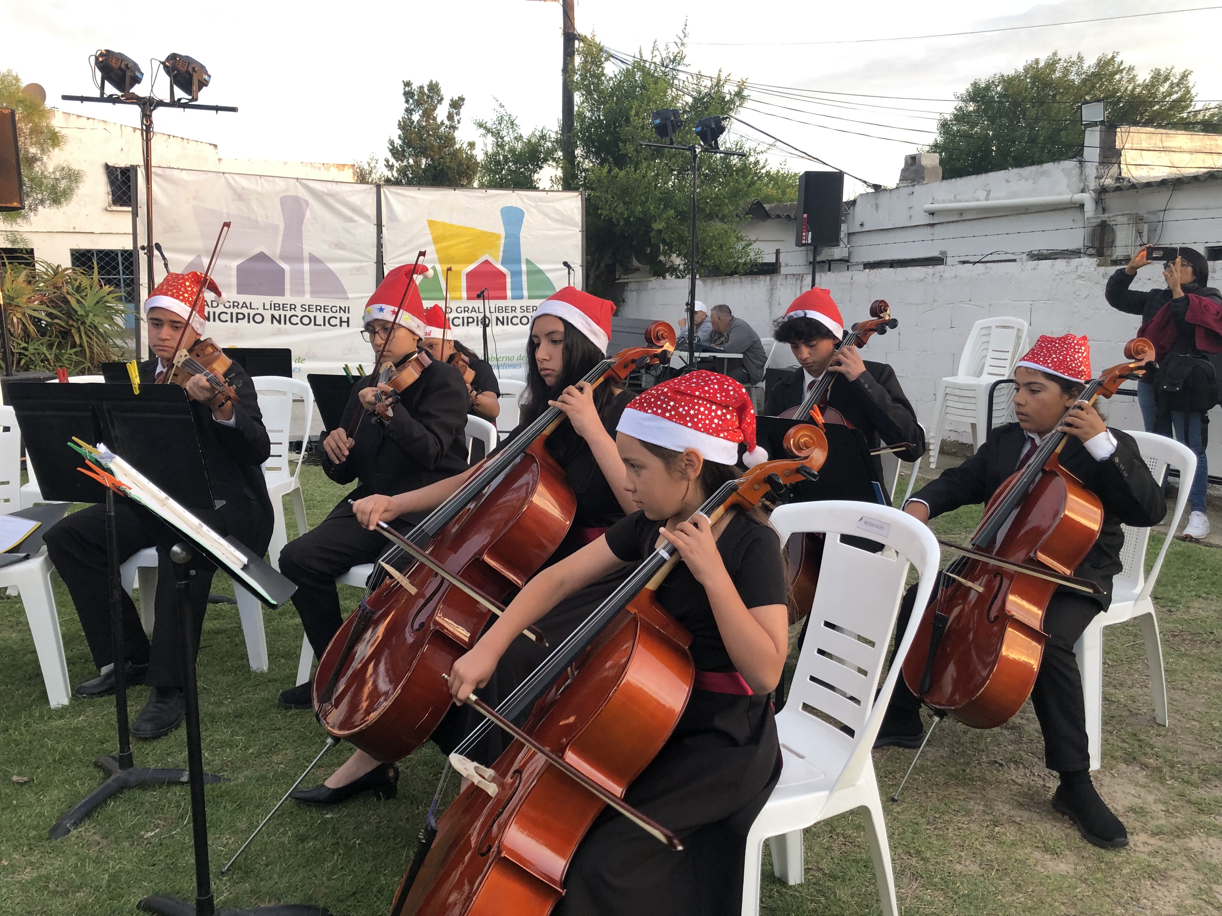 CIERRE DE TALLERES CULTURALES EN EL MUNICIPIO NICOLICH - CIUDAD GRAL. LIBER SEREGNI.